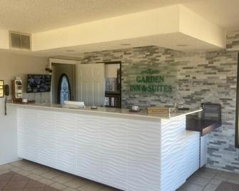 Garden Inn & Suites - Hogansville - Front desk