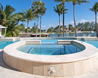Just For Fun: Beach Bungalow on Glowing Bio-Luminescent Bay w/ Private Pool & Dock - North Side - Pool