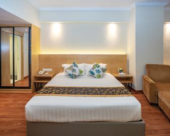 Crystal Crown Hotel - Johor Bahru - Bedroom