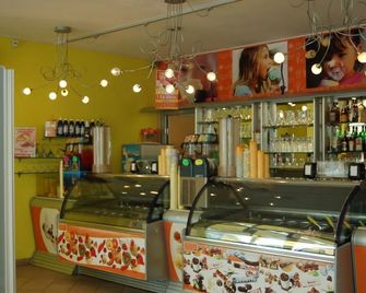 Hotel Tassoni - Alba Adriatica - Бар