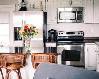 Harrogate Home Mountain View’s Dog Friendly - Harrogate - Cocina