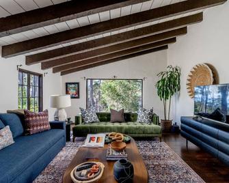 Casa Dolores - Carmel House - Ultimate Carmel - Carmel-by-the-Sea
