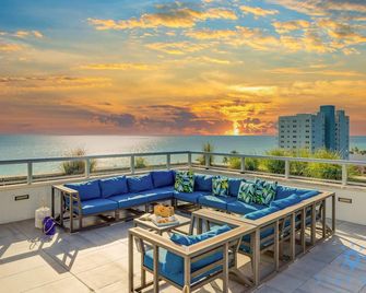 New Studio - Hollywood Beach Bliss for 2 - הוליווד - מרפסת