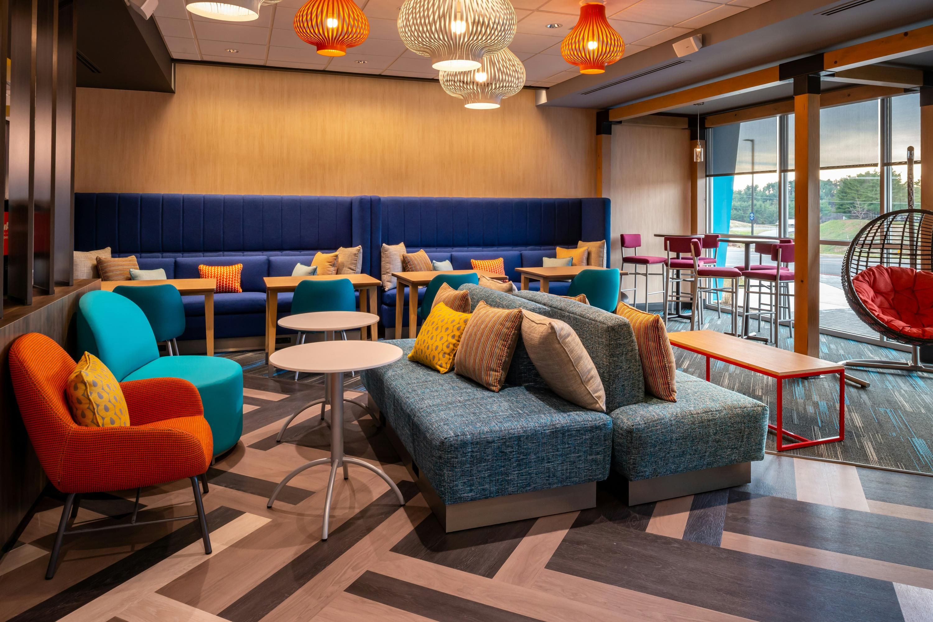 Tru By Hilton Staunton - Staunton - Sala de estar