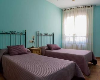 Tirontillana - Dehesa Mayor - Habitación