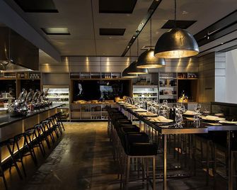 Pullman Sydney Airport - Mascot - Bar
