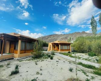 Thiksay Organic Resort - Room 4 - Leh