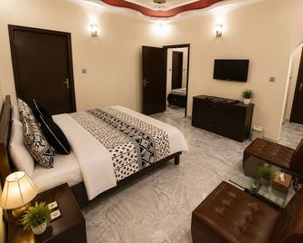 Galaxy Family Hotel Karachi Airport - Karachi