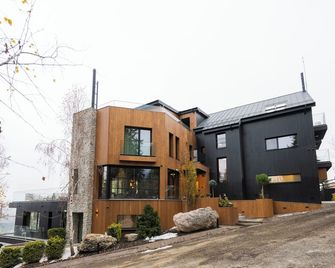 The Pines Bucegi Lodge - Bran - Building