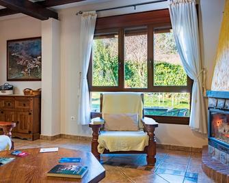 Casa Rural Arroal I - Sotoserrano - Sala de estar
