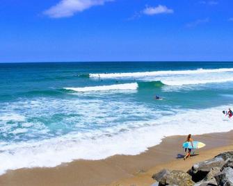 Basque-style house 15 min from Bidart beaches - Arcangues - Praia