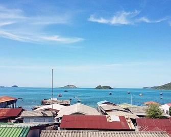 Sattahiptale Boutique Guesthouse & Hostel - Sattahip - Playa