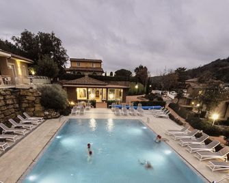 ISA-Residence with swimming-pool in Monteverdi Marittimo - Monteverdi Marittimo - Pool