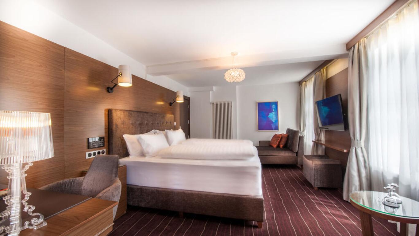 Arthaushotel
