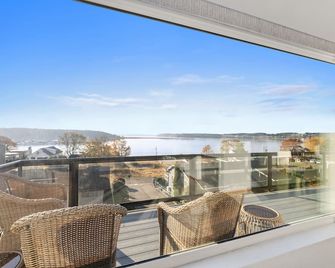 Oak Harbor View : Relaxing Setting. Base rate 2 ppl - Oak Harbor - Balkón