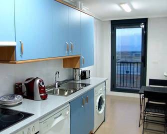 Apartamento Golf Rioja Alta - Cirueña - Kitchen