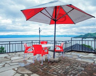 Kigufi Hill, Agape Resort & Kivu Edge - Gisenyi - Balcony