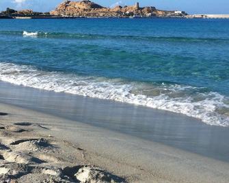 Charming little F2 in the heart of the village - Santa-Reparata-di-Balagna - Plaża