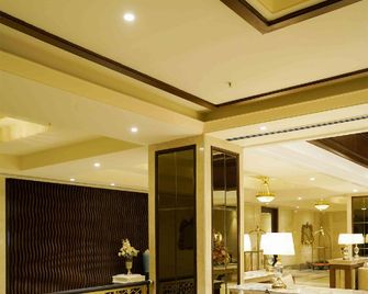 The Grand Nirvana - Bareilly - Lobby