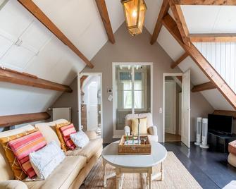 Authentic Mansion in Deil near Lake - Deil - Sala de estar