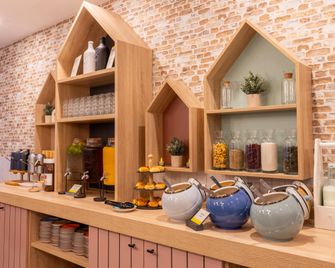 Garner Hotel Mannheim City By IHG - Mannheim - Buffet
