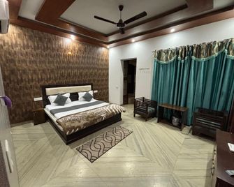 Apple Nest Villa - Chandigarh - Schlafzimmer