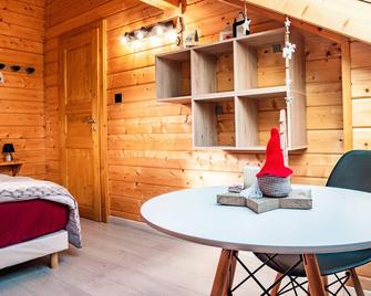 Beautiful 3-star wellness chalet: private sauna and jacuzzi - Bouxwiller - Habitación