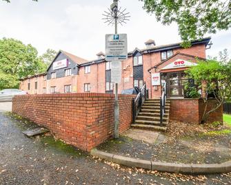 OYO Lakeside Haydock Hotel, St Helens - St Helens - Gebäude