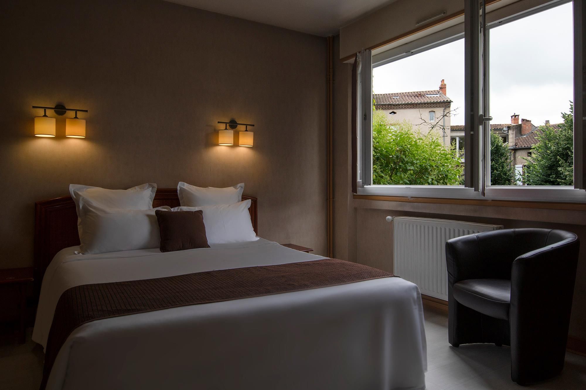 The Originals City, Hôtel Rive Droite, Albi (Ex Cantepau) - אלבי - חדר שינה
