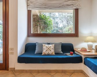 Holiday Home Carlo-4 by Interhome - Villasimius - Sala de estar