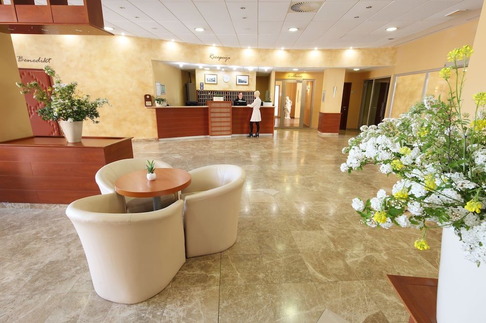Hotel Salinera - Strunjan - Salónek