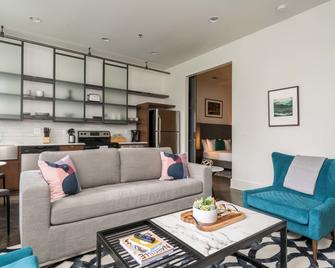 Mint House at The Reserve - Nashville - Nashville - Living room
