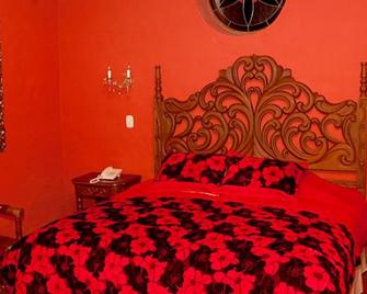 Hotel Monasterio - Sucre - Bedroom