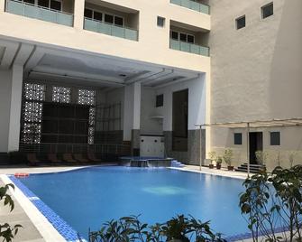 Tdi Club Retreat Kundli - Sonepat - Pool