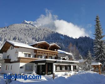 Das Halali - dein kleines Hotel an der Zugspitze - Ehrwald - Building