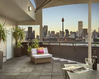 Sydney Potts Point Central Apartment Hotel - Sydney - Balcony
