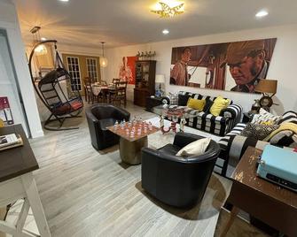 The Kraken House - Villas - Living room