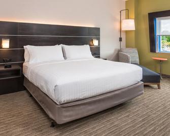 Holiday Inn Express and Suites Jacksonville East, an IHG Hotel - Jacksonville - Bedroom