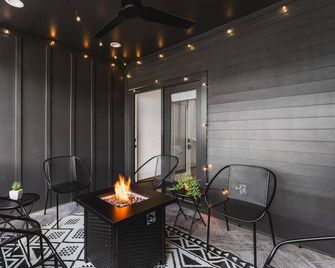 Patio Firepit Garage Walk to Coffee Rest - Pleasant View