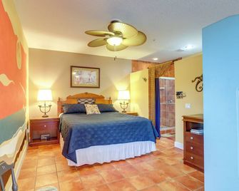 Walk to Indian Rocks Beach - Vibrant Condo - Indian Rocks Beach - Sypialnia