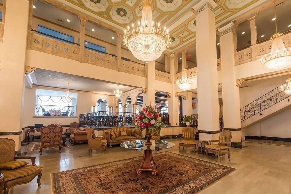 City Retreat: Discover Downtown Tampa's Best-Kept Secret! 2 Rooms - تامبا - ردهة