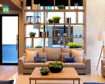 B Stay Hotel - בנגקוק - טרקלין