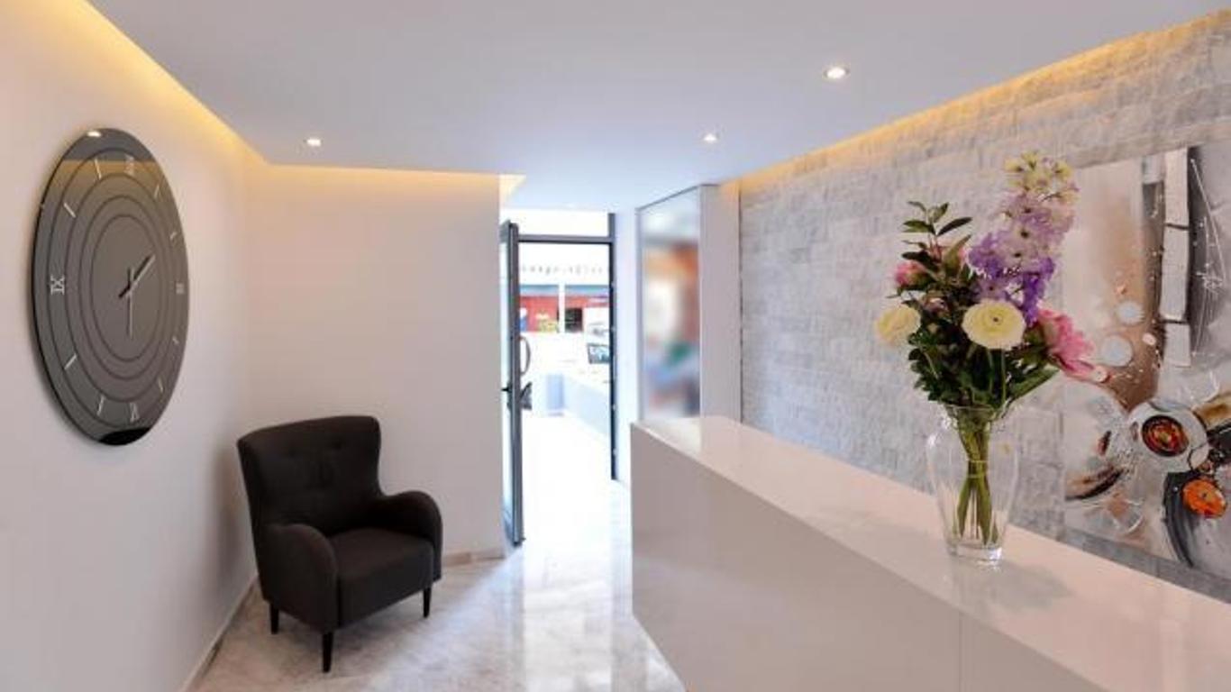 Island Dreams Rooms & Suites