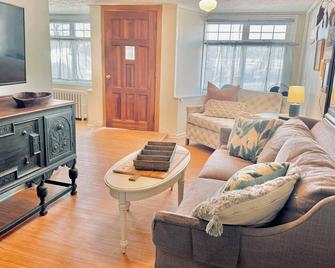 Cozy 1 bedroom in Dartmouth close to all amenities ! - Dartmouth