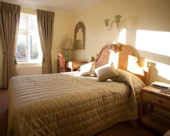 Fines Bayliwick Hotel - Bracknell - Bedroom
