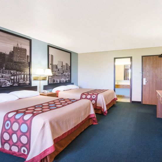 Bedroom view of Super 8 by Wyndham Thurmont
