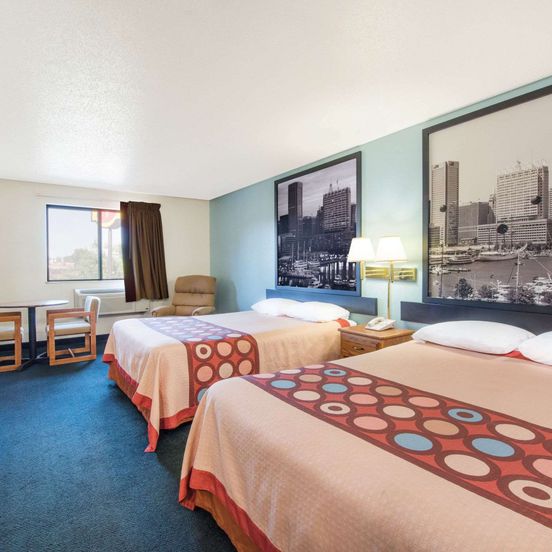 Bedroom view of Super 8 by Wyndham Thurmont