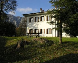 Albergo Diffuso Balcone Sul Friuli - Clauzetto - Edificio