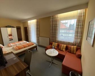 Hotelpension Am Thermalbad - Bad Nenndorf