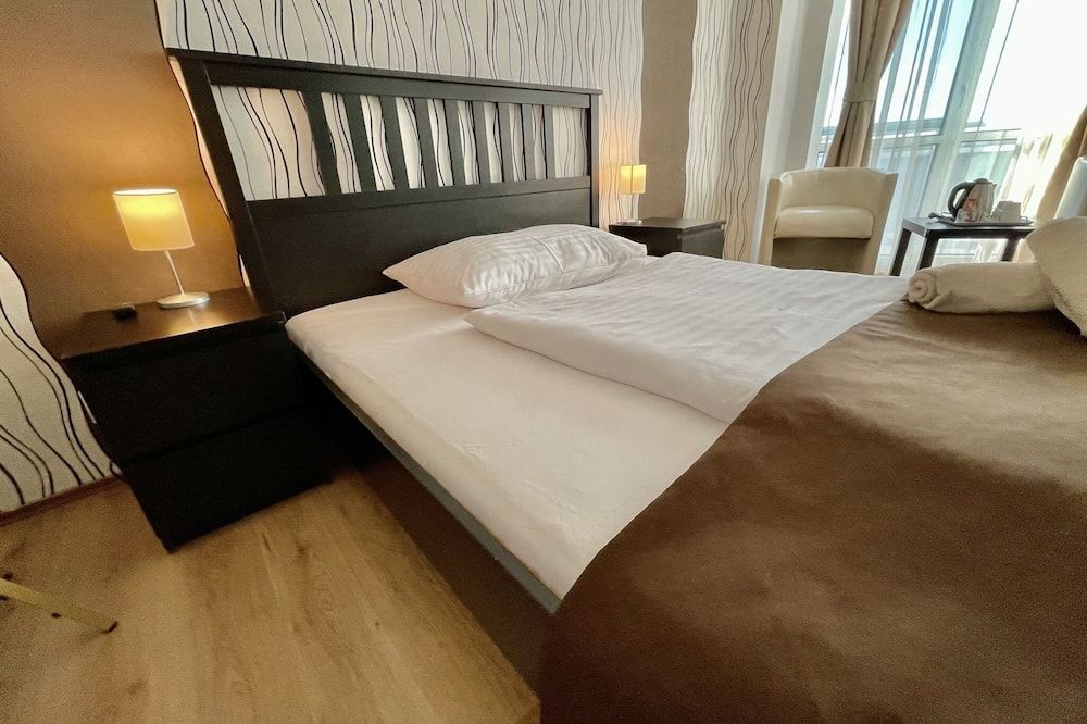 هوتل مودينا - براتيسلافا - غرفة نوم